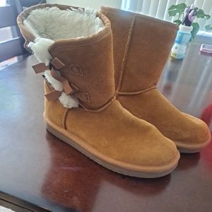 Uggs Koopaburra